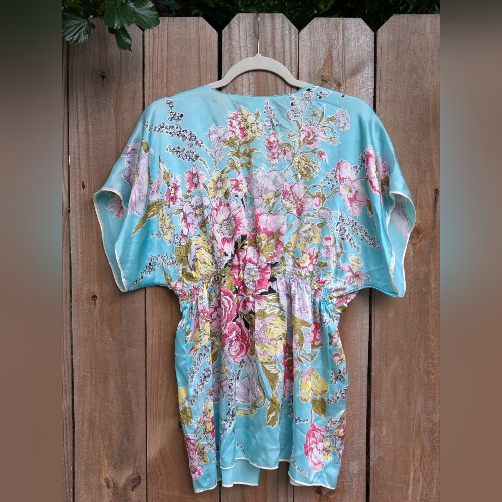 Cabi Silk Blue Pink Floral Patterned Kimono Style Shirt - Picture 9 of 16